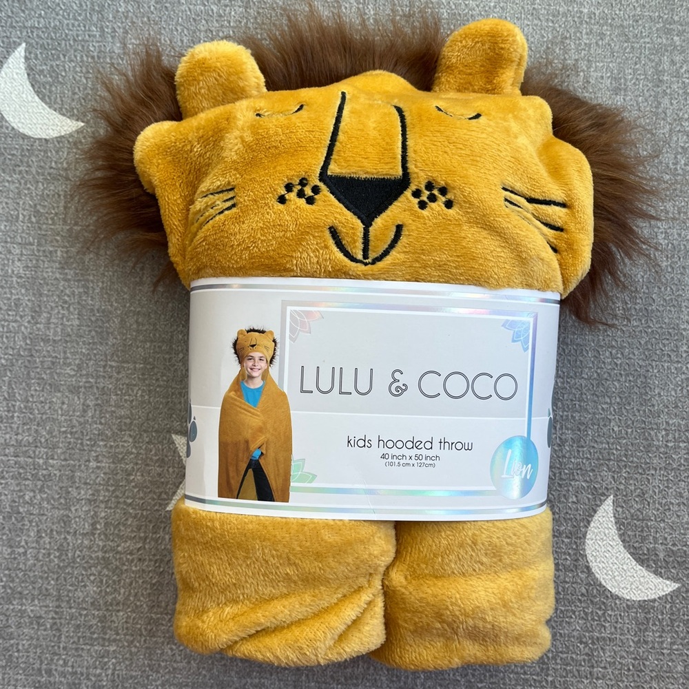 Kids Lion Hooded Throw Blanket - Brown